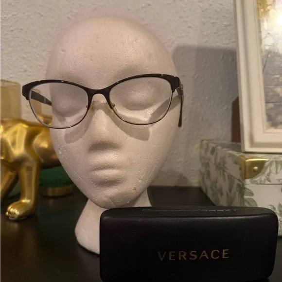 Versace Black Cat Eye Glasses Frames Gold Medusa Model 4372 Eyeglasses Used Versace Black Cat Eye Glasses Gold Medusa Temples MOD 3214  main image 4